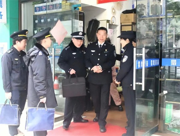 衡阳开展非法制贩警用装备专项整治行动