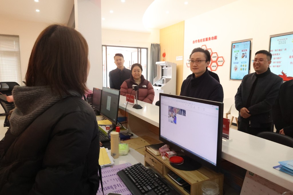 刘平副市长督导社区文明创建 和民政服务机构安全生产工作