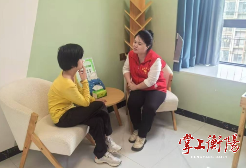 “最美爱心妈妈”肖玲玲：志愿同行“一家人”，情暖童心护成长