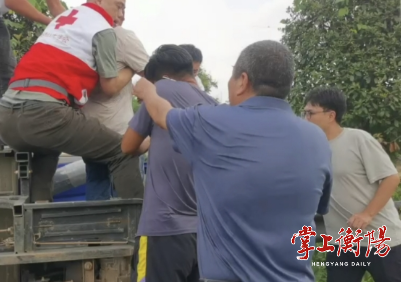 培训中途接到车祸求助电话，衡阳应急救护上演“教科书式”急救