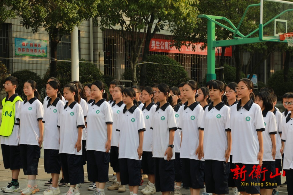 [衡山县] 军训促规范 汗水铸刚强 衡山县文召中学首届新生军训圆满结束