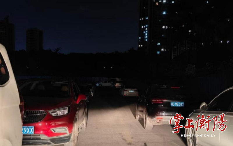 市民来信丨衡阳城区部分未命名路段违停严重，管理责任亟待明确