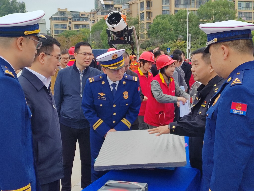 市市场监管局积极参与消防宣传月活动 筑牢消防安全“防火墙”