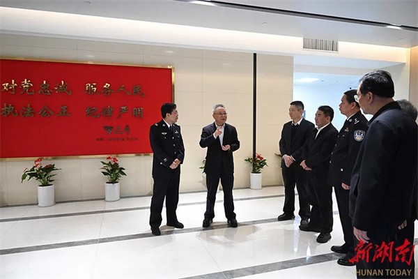 沈晓明专题调研公安工作