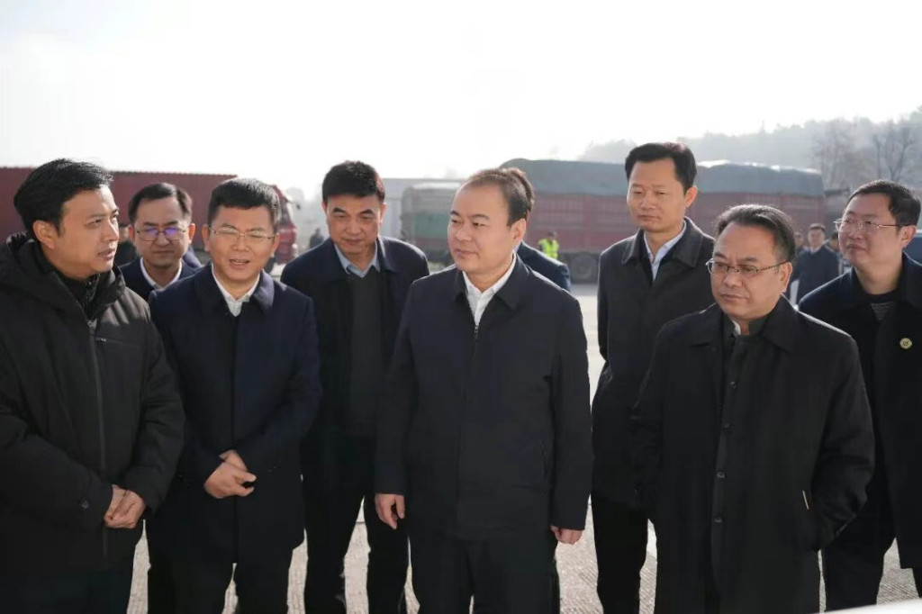 朱健调研高速公路服务区互通和开放工作