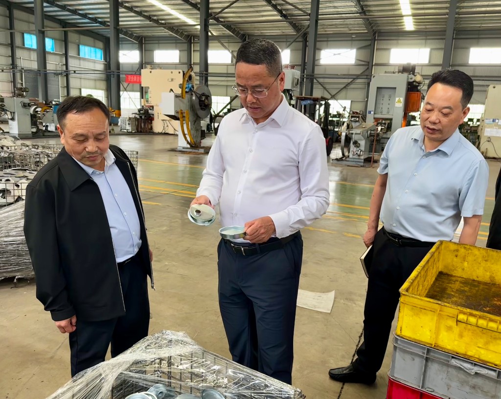 衡阳市人民政府门户网站-[衡东县] 陈植华率队开展安全生产督导检查 压实企业责任筑牢安全防线
